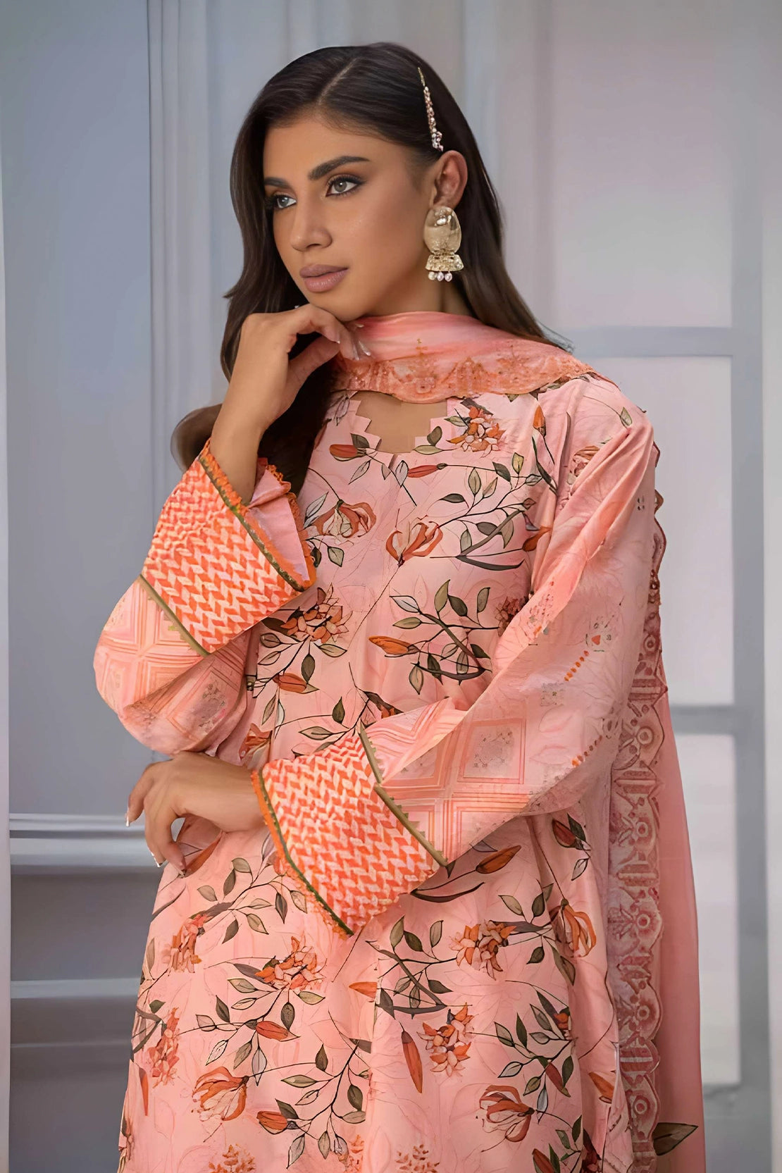 3 Piece - Embroidered Lawn - 9197