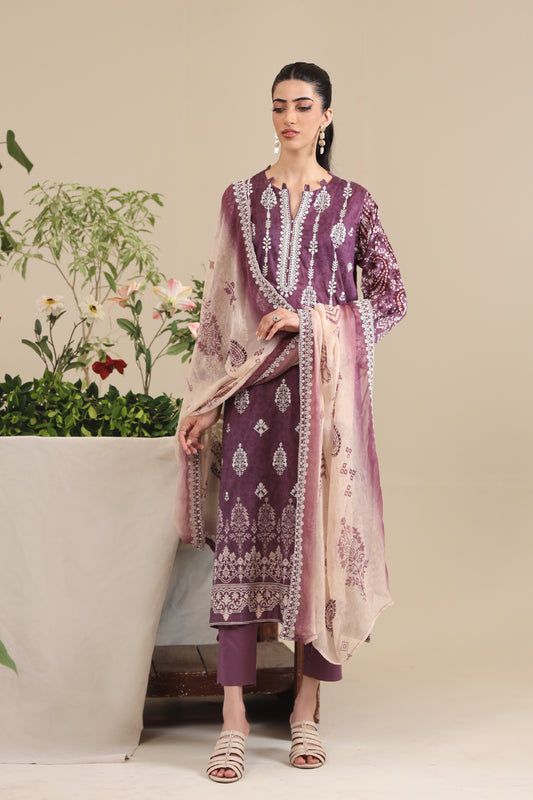 3 Piece - Premium Embroidered Lawn - 9122