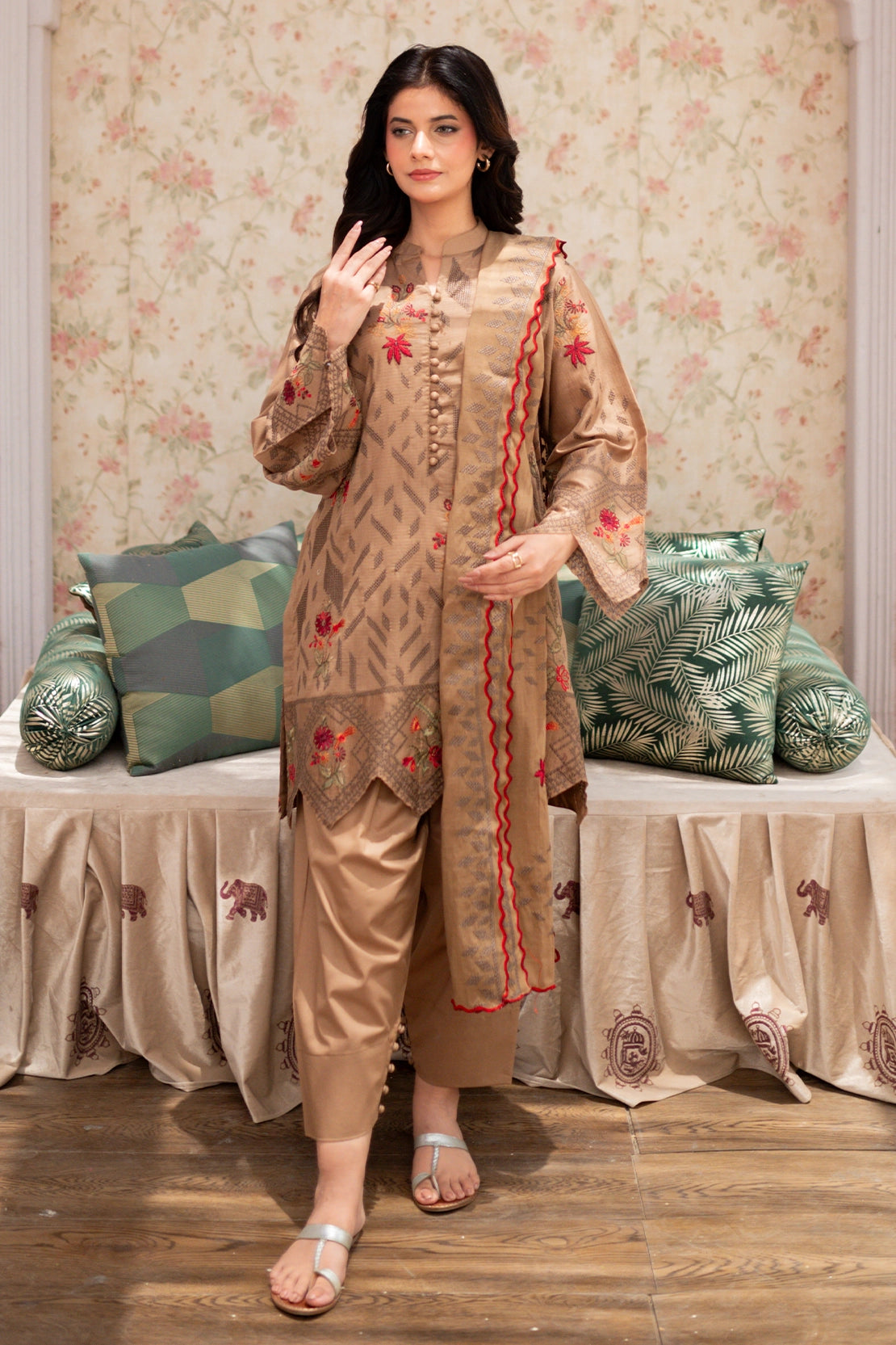 3 PIECE - PREMIUM EMBROIDERED LAWN - 8179