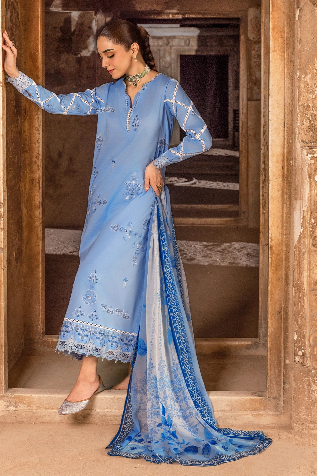 3 Piece - Premium Embroidered Luxury Lawn - 571