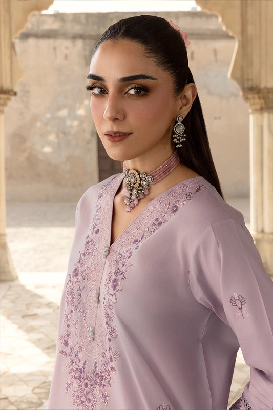 3 Piece - Premium Embroidered Luxury Lawn - 573
