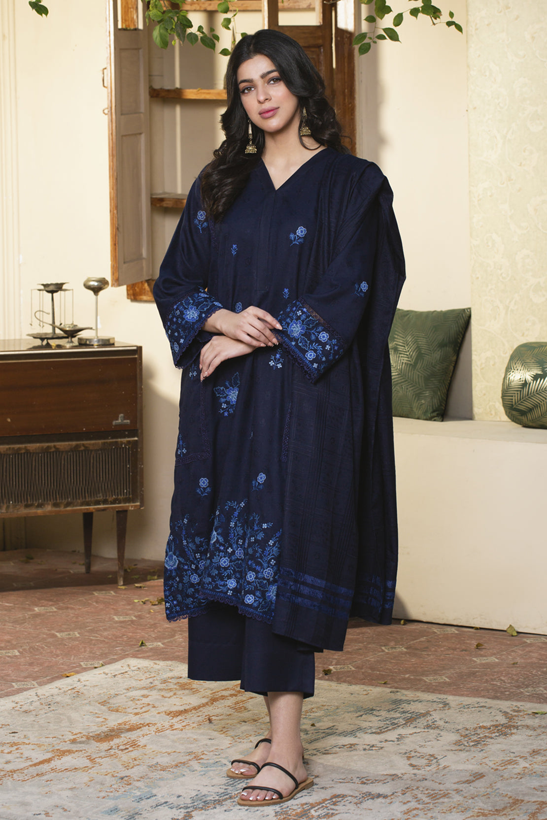 3 Piece - Premium Embroidered Jacquard Wool - 3111