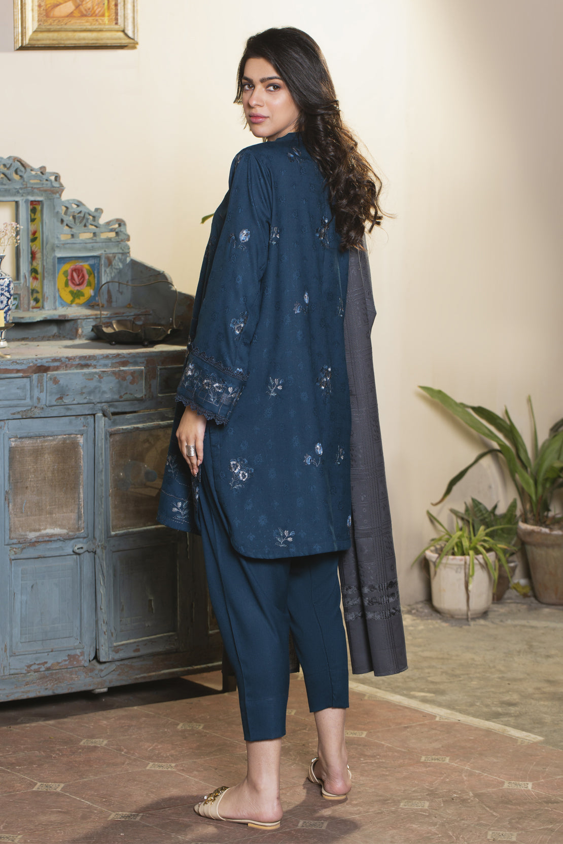 3 Piece - Premium Embroidered Jacquard Wool - 3117