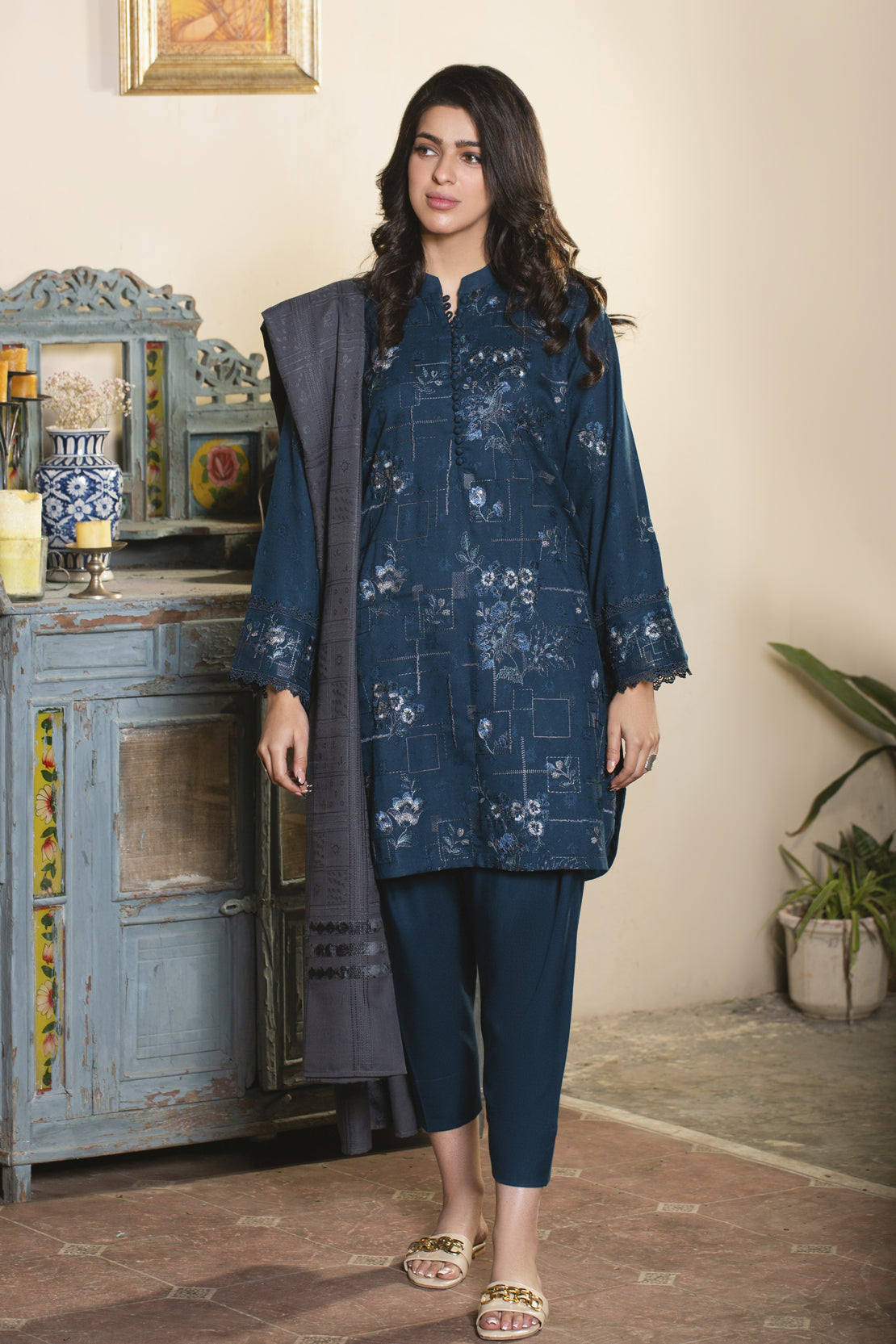 3 Piece - Premium Embroidered Jacquard Wool - 3117