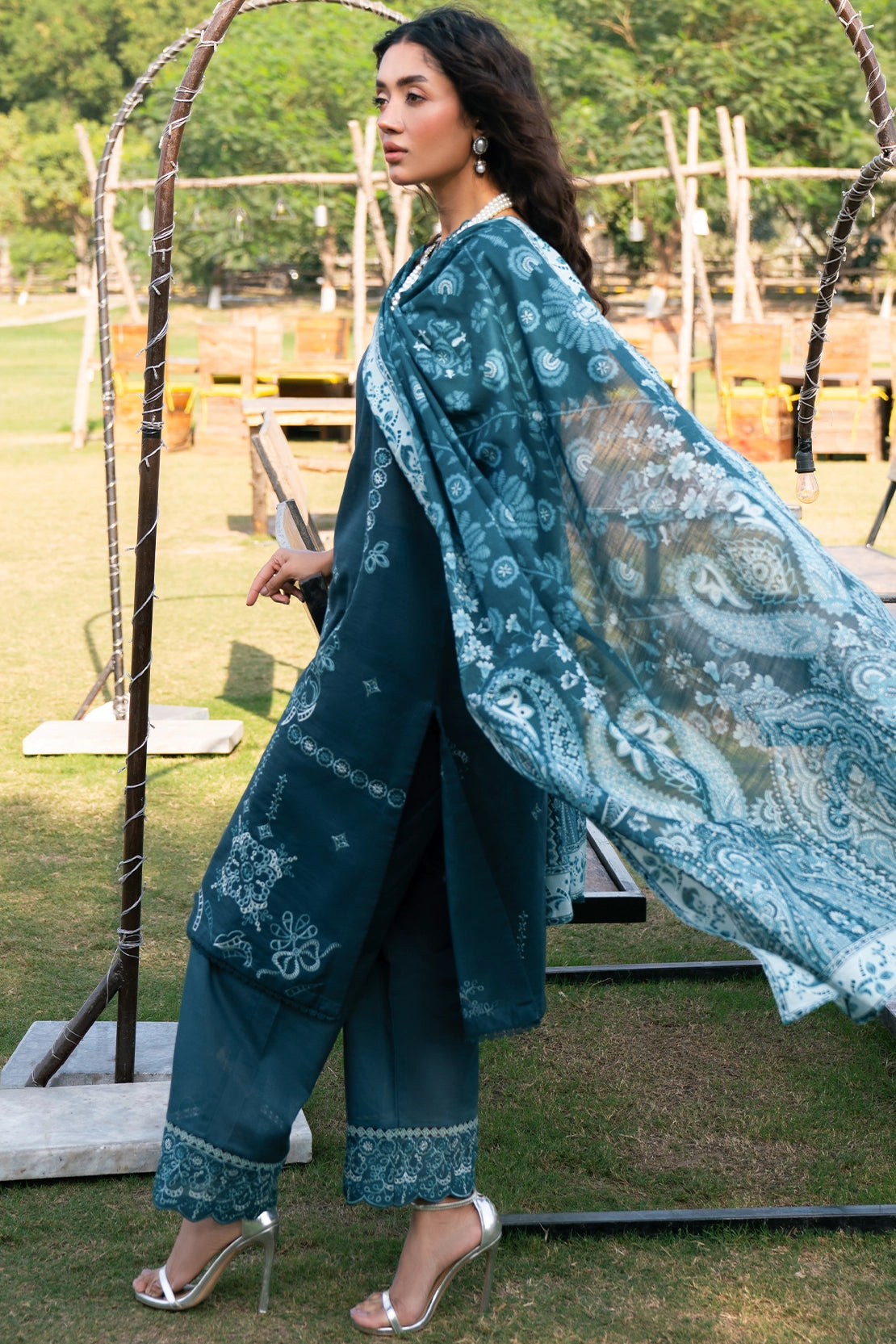 3 Piece - Premium Embroidered Khaddar - 1023