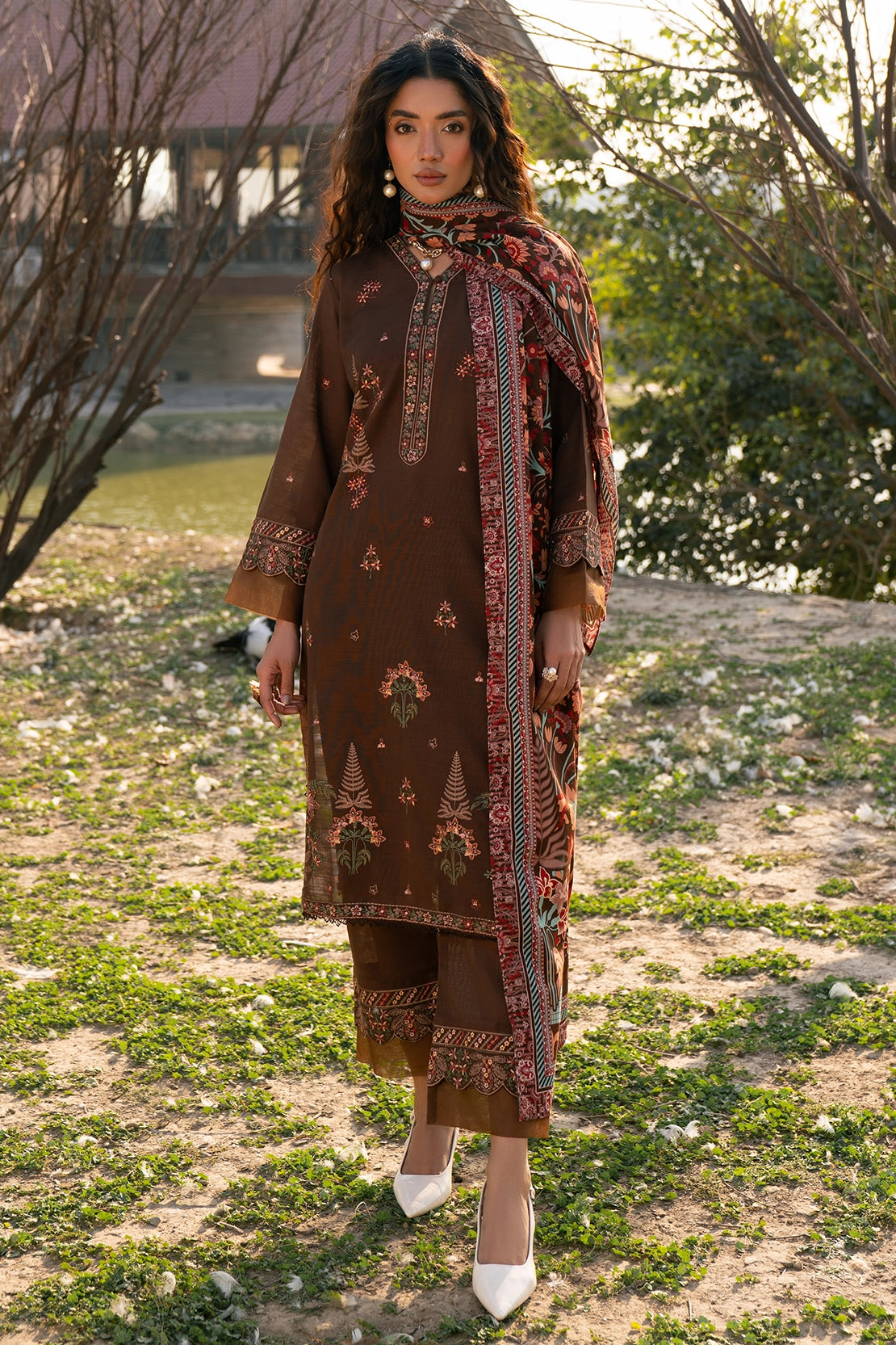 3 Piece - Premium Embroidered Khaddar - 1025