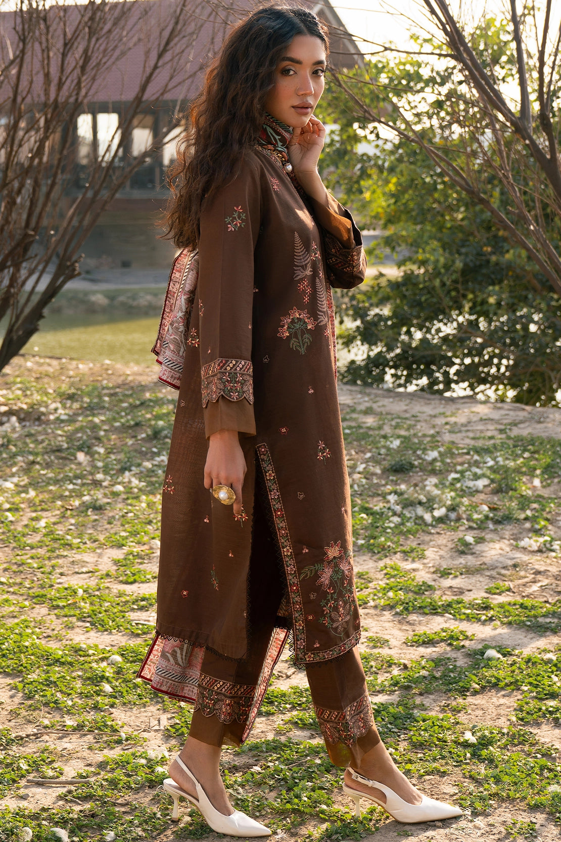 3 Piece - Premium Embroidered Khaddar - 1025