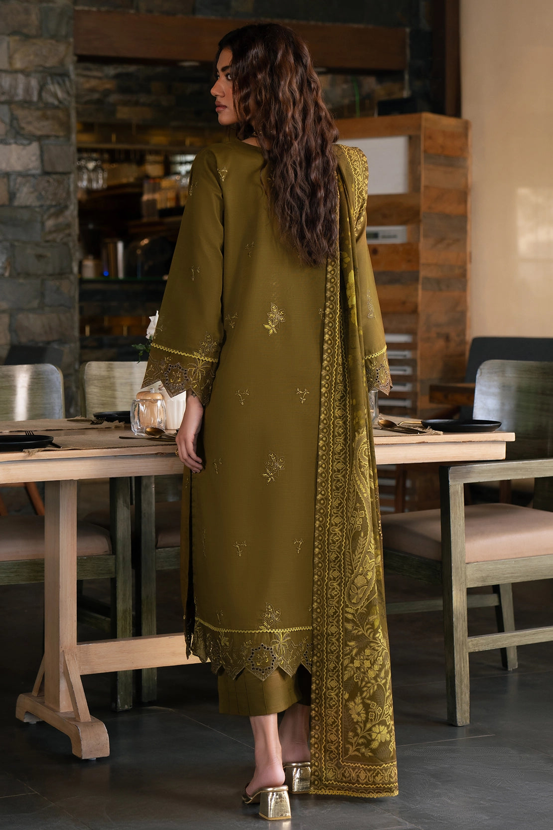 3 Piece - Premium Embroidered Khaddar - 1026