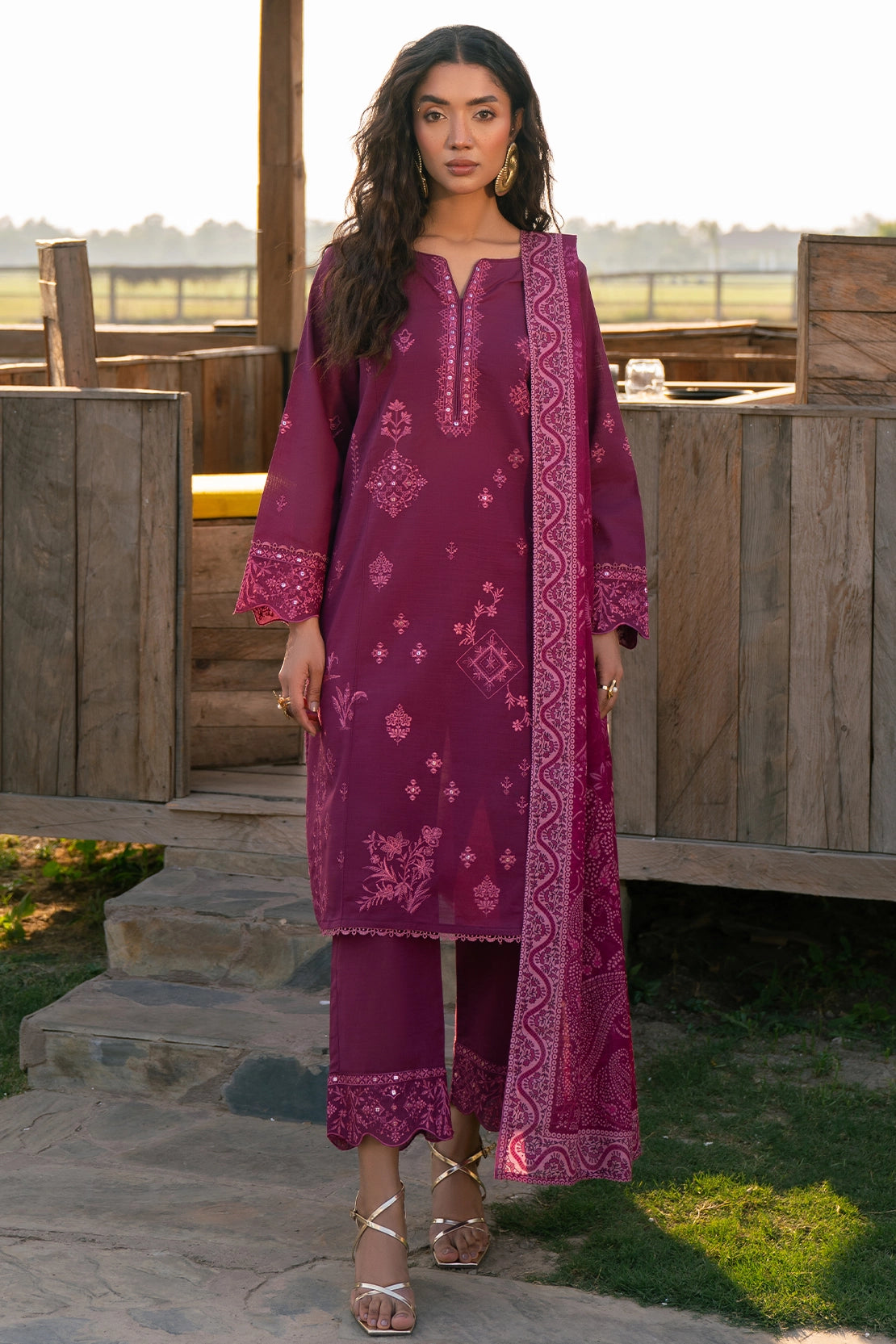 3 Piece - Premium Embroidered Khaddar - 1028
