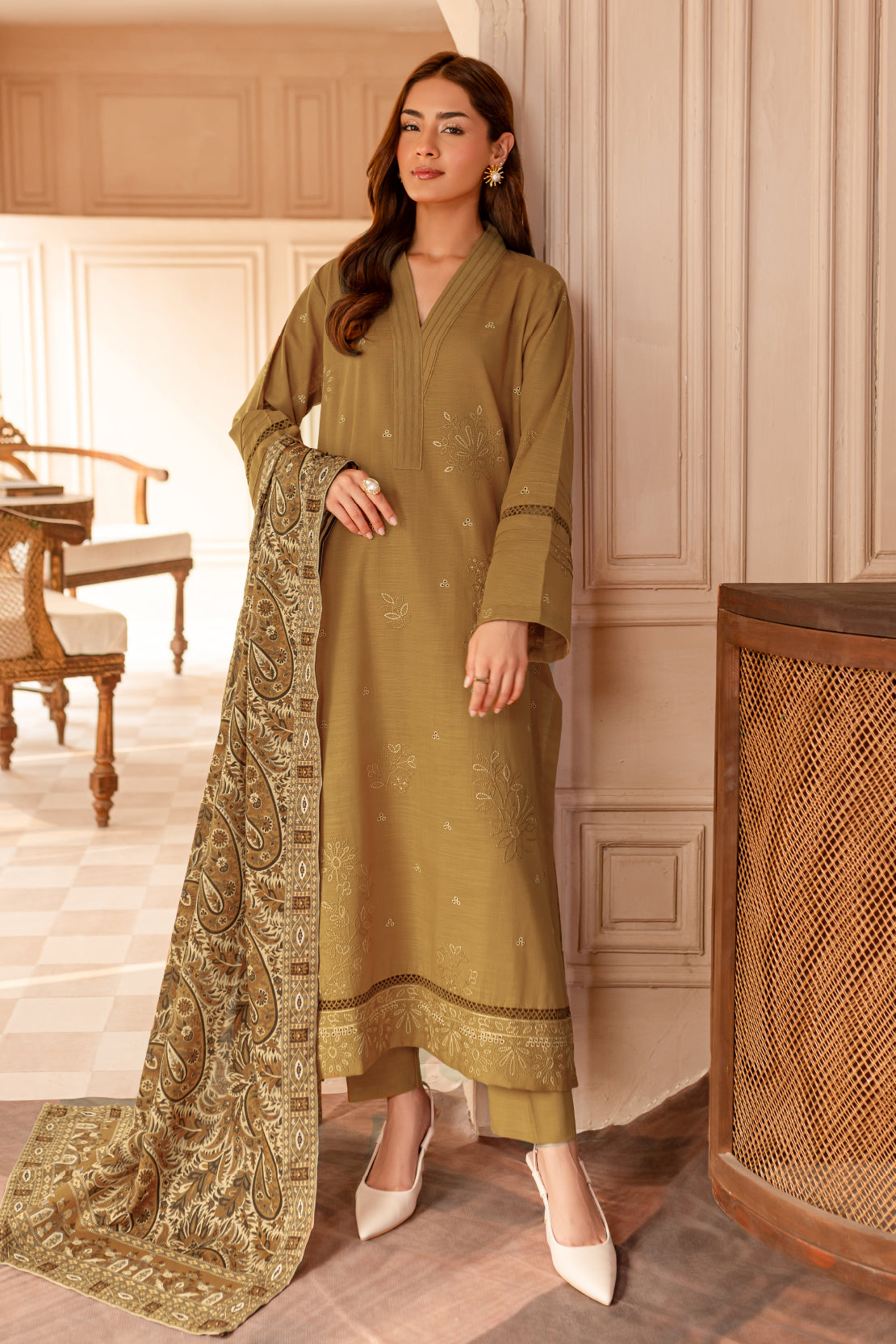 3 PIECE - PREMIUM EMBROIDERED KHADDAR - 9338