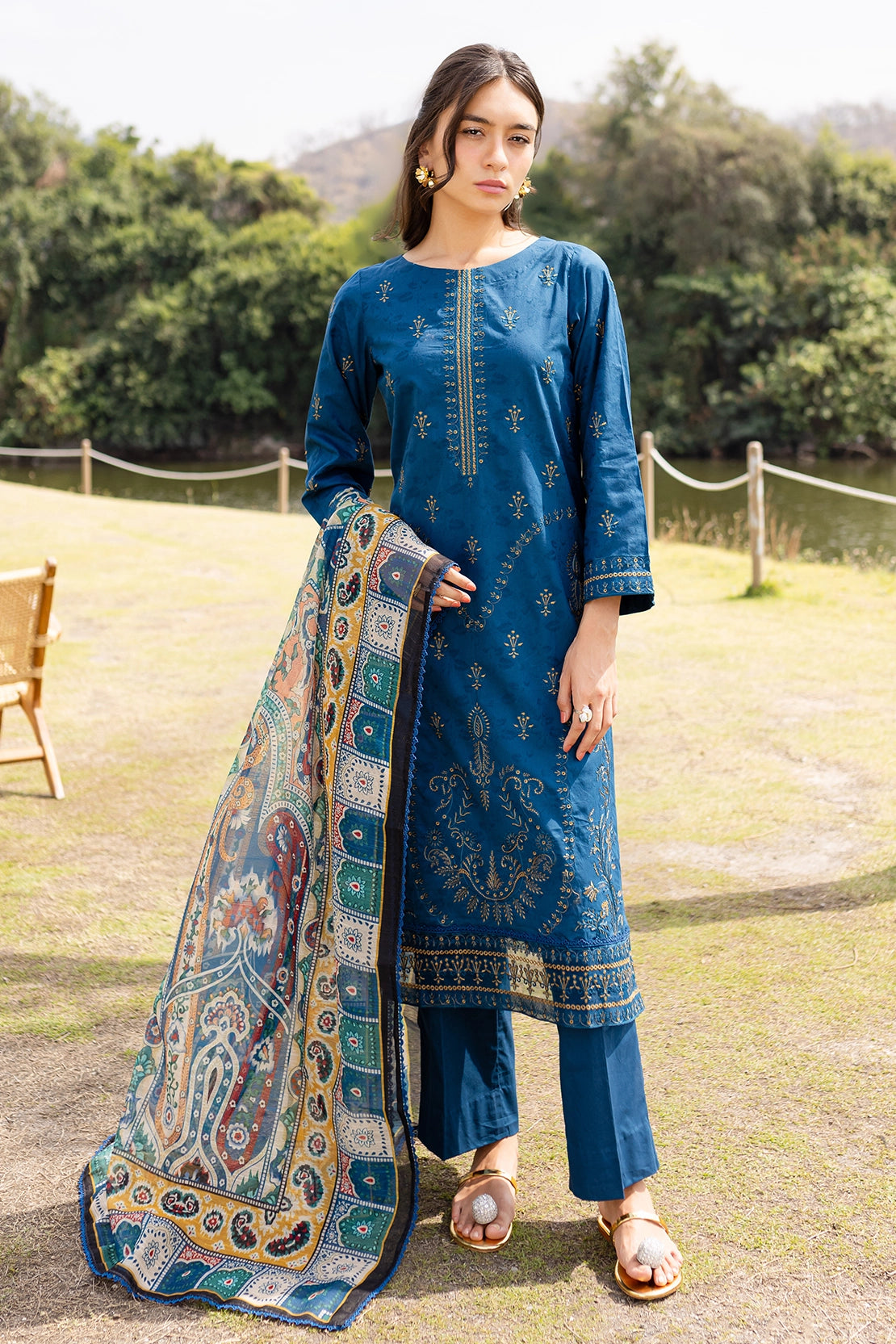 3 Piece - Premium Embroidered Lawn - 440N