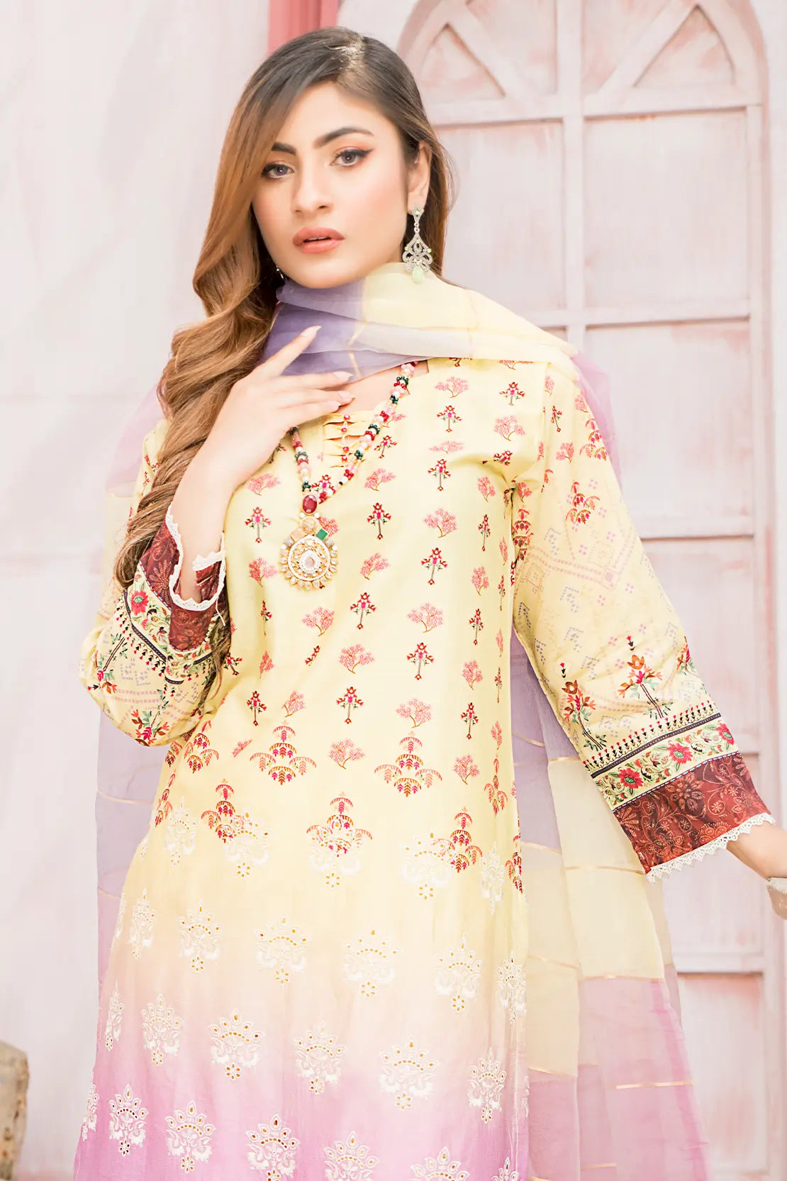 3 Piece – Embroidered Lawn -6849