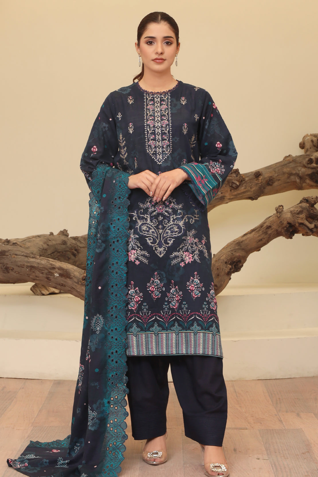 3 PIECE - PREMIUM EMBROIDERED KHADDAR - 9347