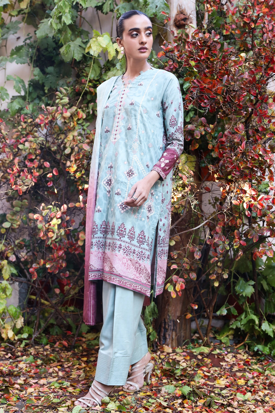 3 Piece - Premium Embroidered Linen - 0091