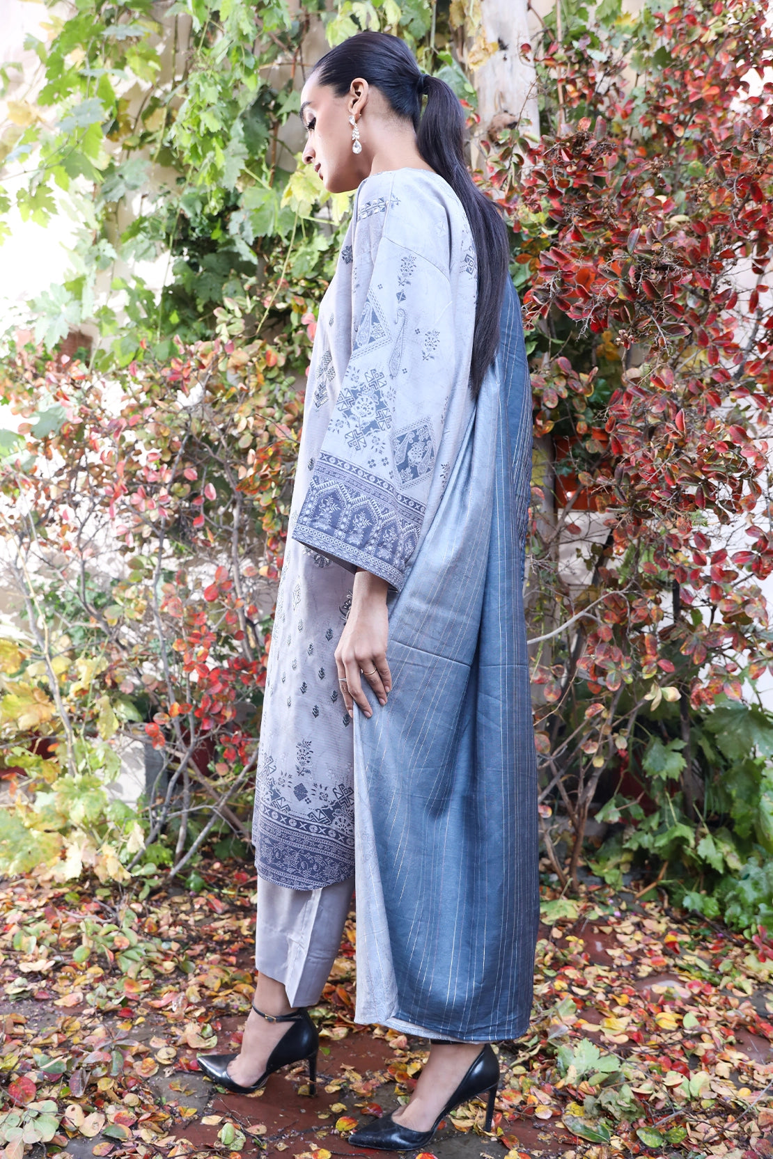 3 Piece - Premium Embroidered Linen - 0100