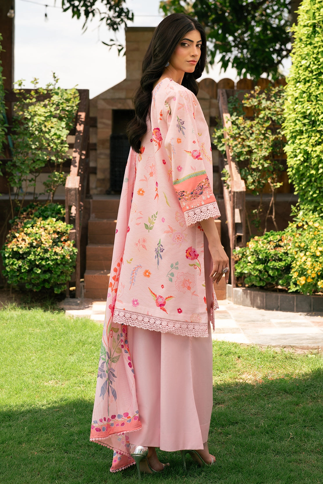 3 Piece - Premium Embroidered Lawn - 3751