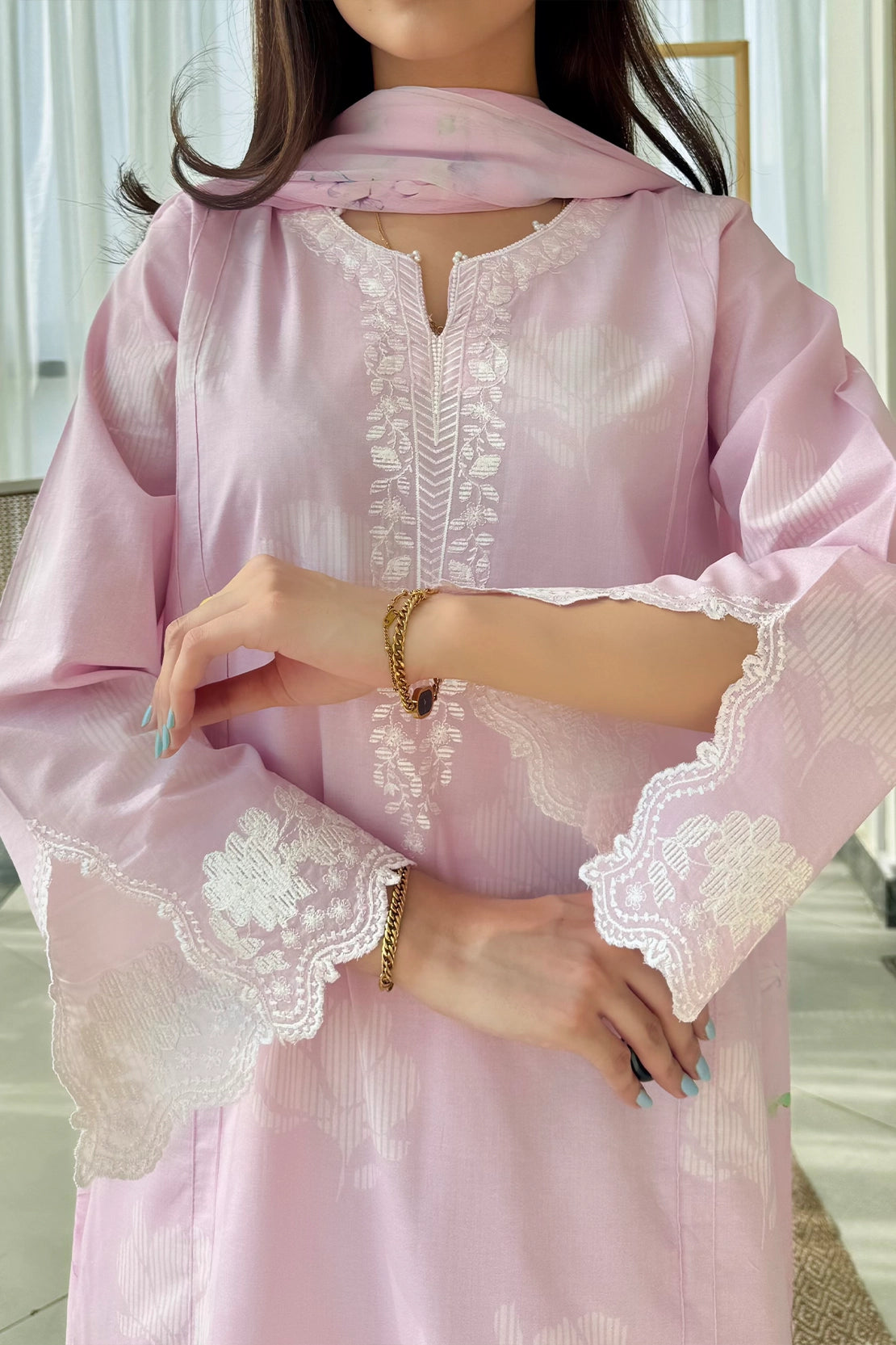 Stitched 3 Piece - Embroidered Lawn - 549 - C