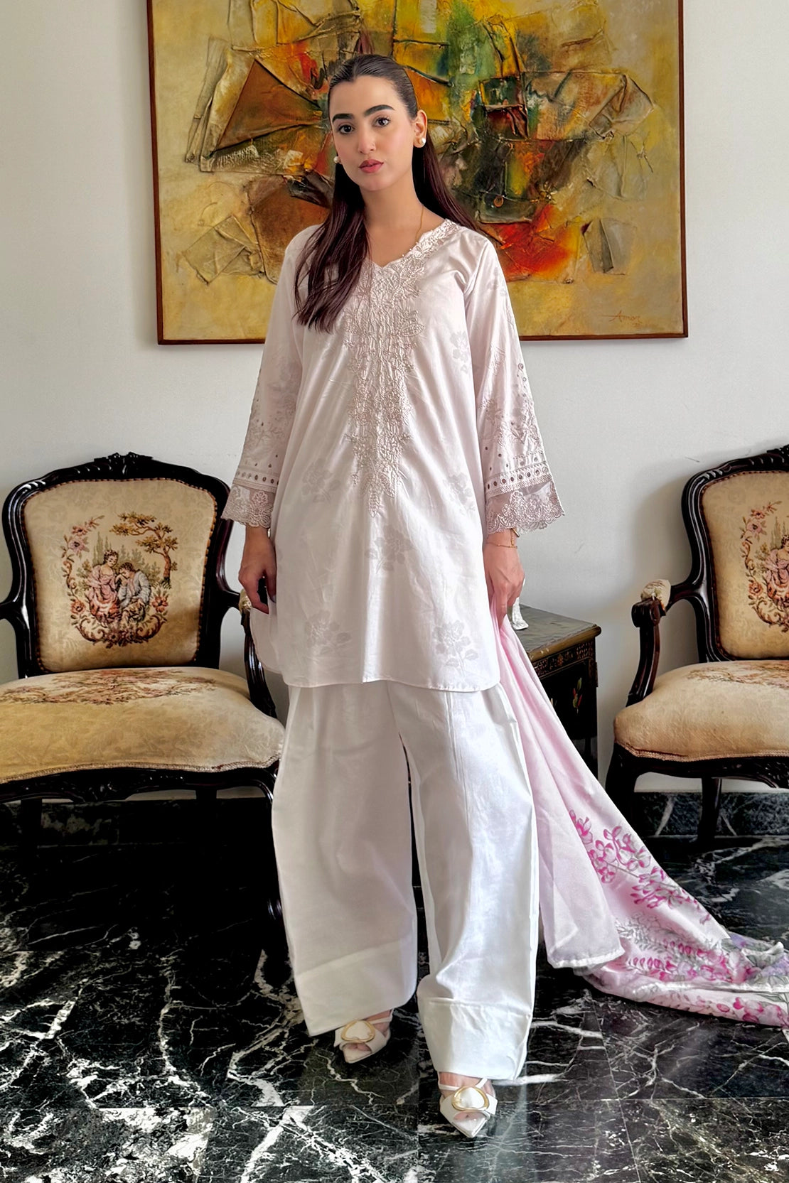 Stitched 3 Piece - Embroidered Lawn - 552 - S