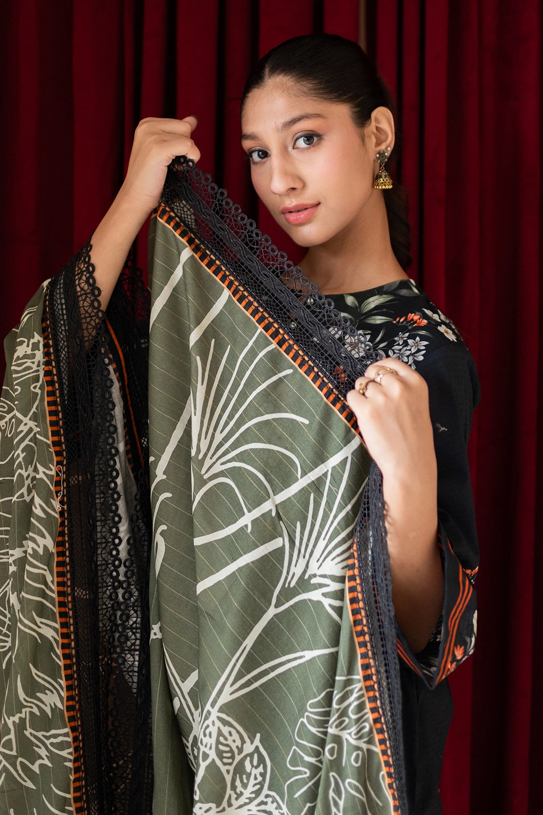 3 PIECE - DIGITALLY PRINTED LAWN - 010