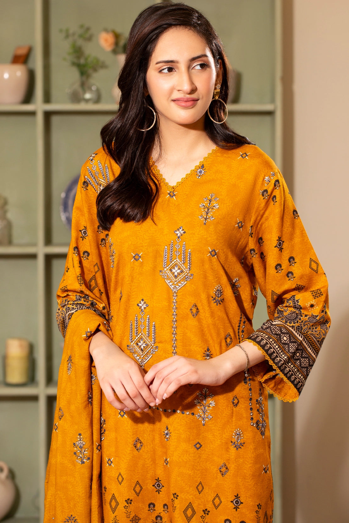 3 PIECE - PREMIUM EMBROIDERED KARANDI - 183