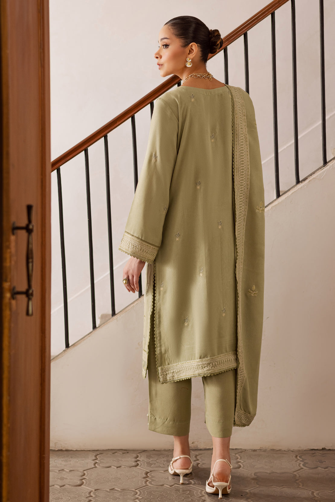 3 Piece - Premium Embroidered Karandi - 6670