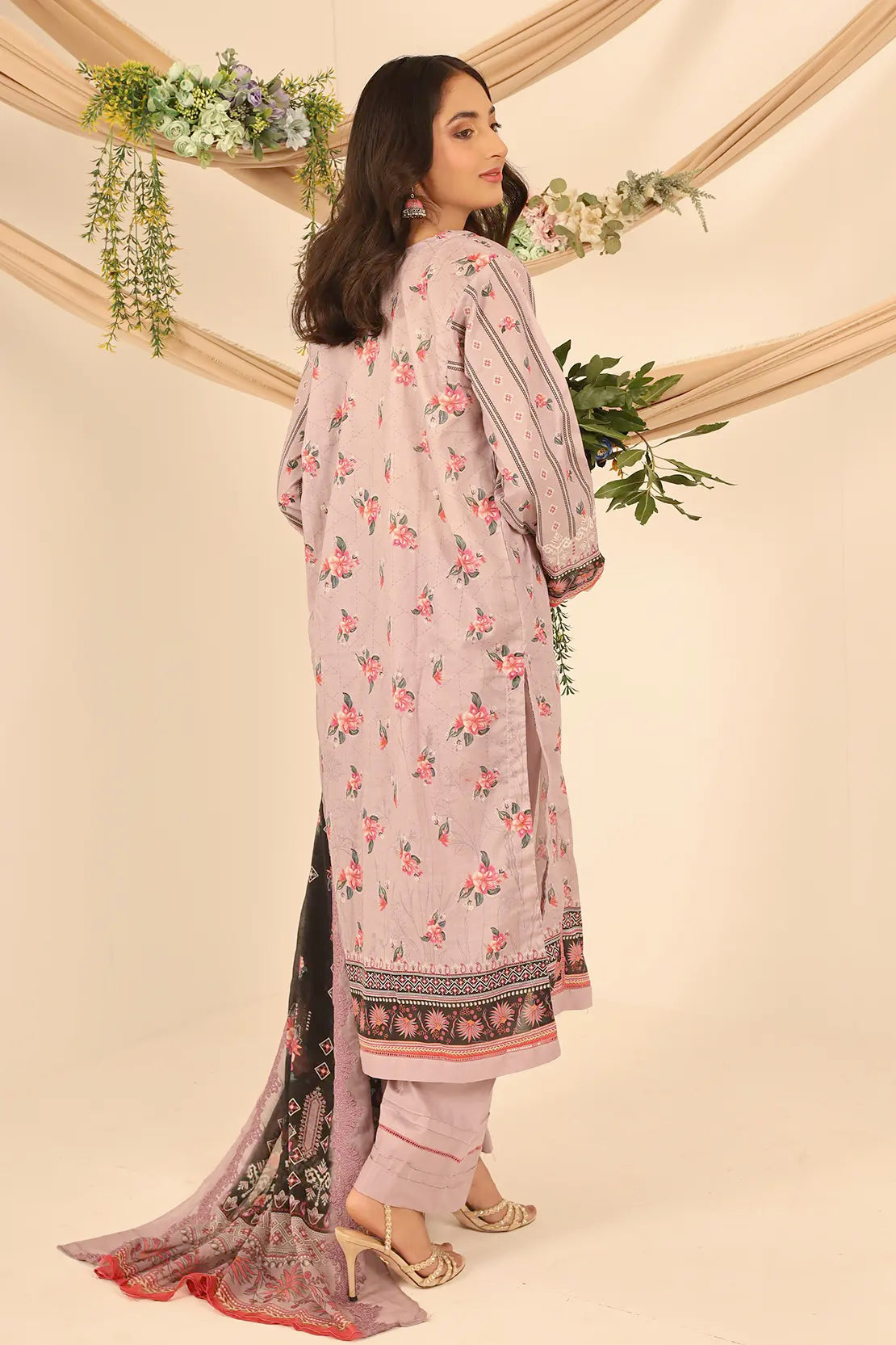 3 Piece - Digitally Printed Lawn - 7739