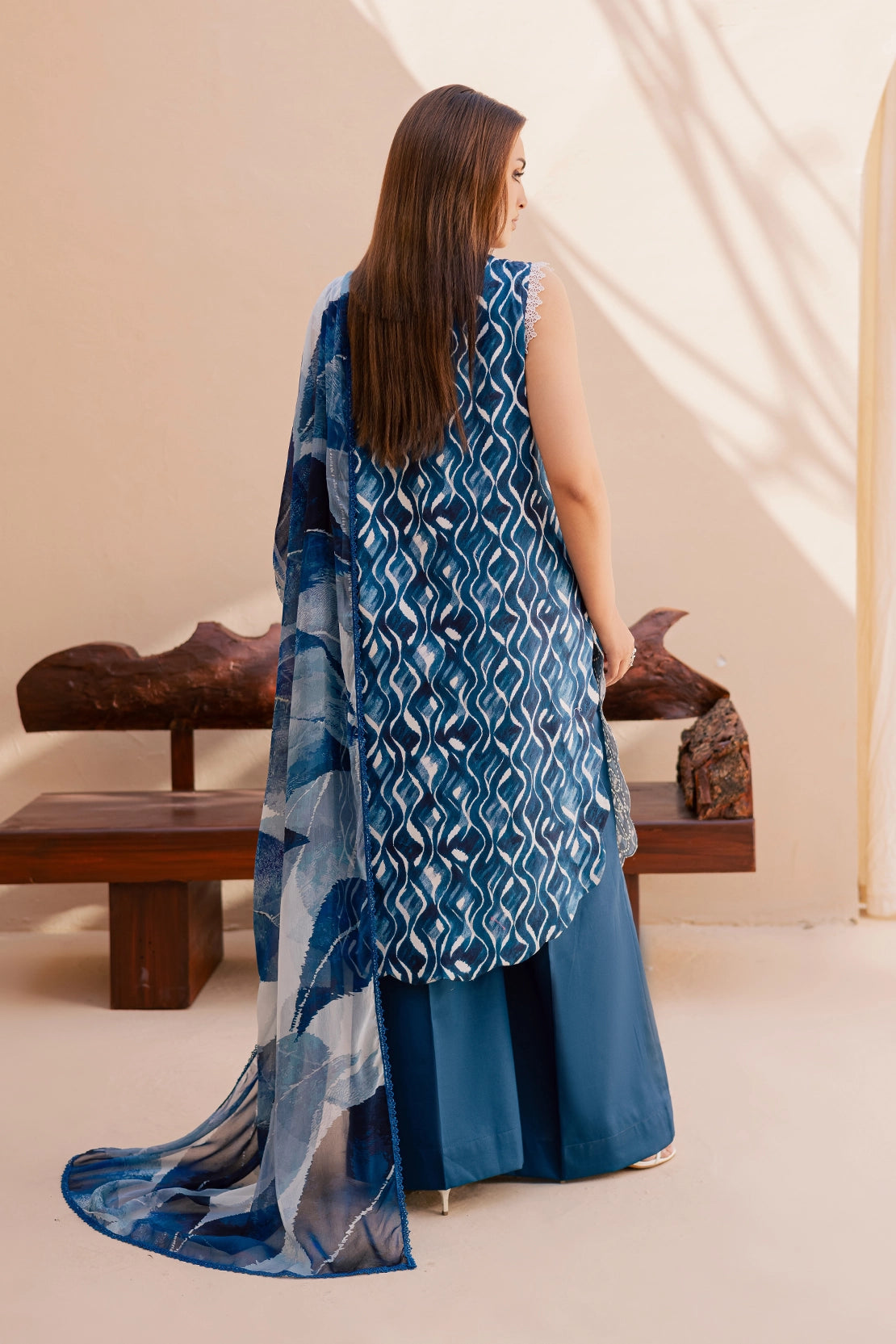 3 Piece - Premium Embroidered Lawn - 3734