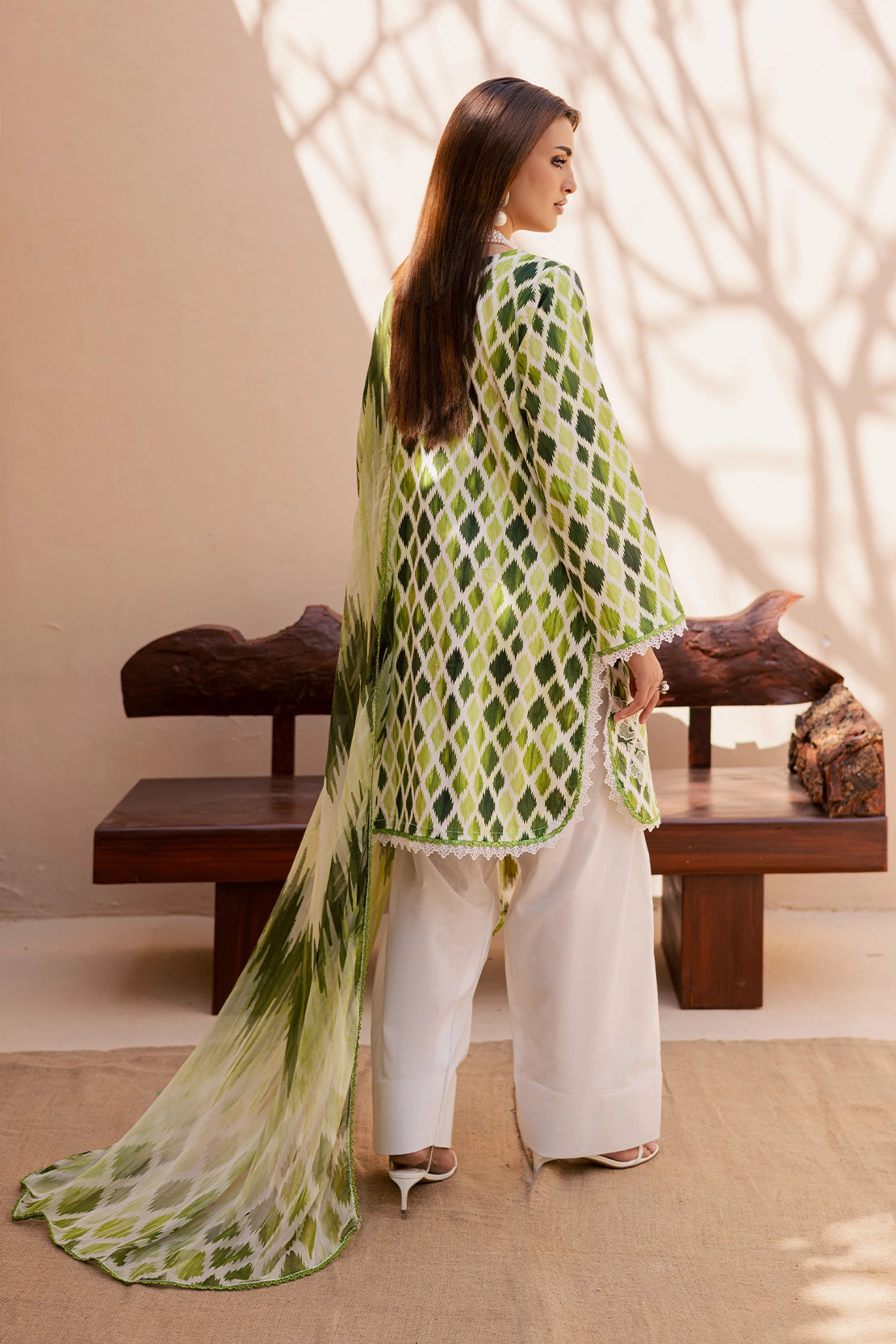 3 Piece - Premium Embroidered Lawn - 3737