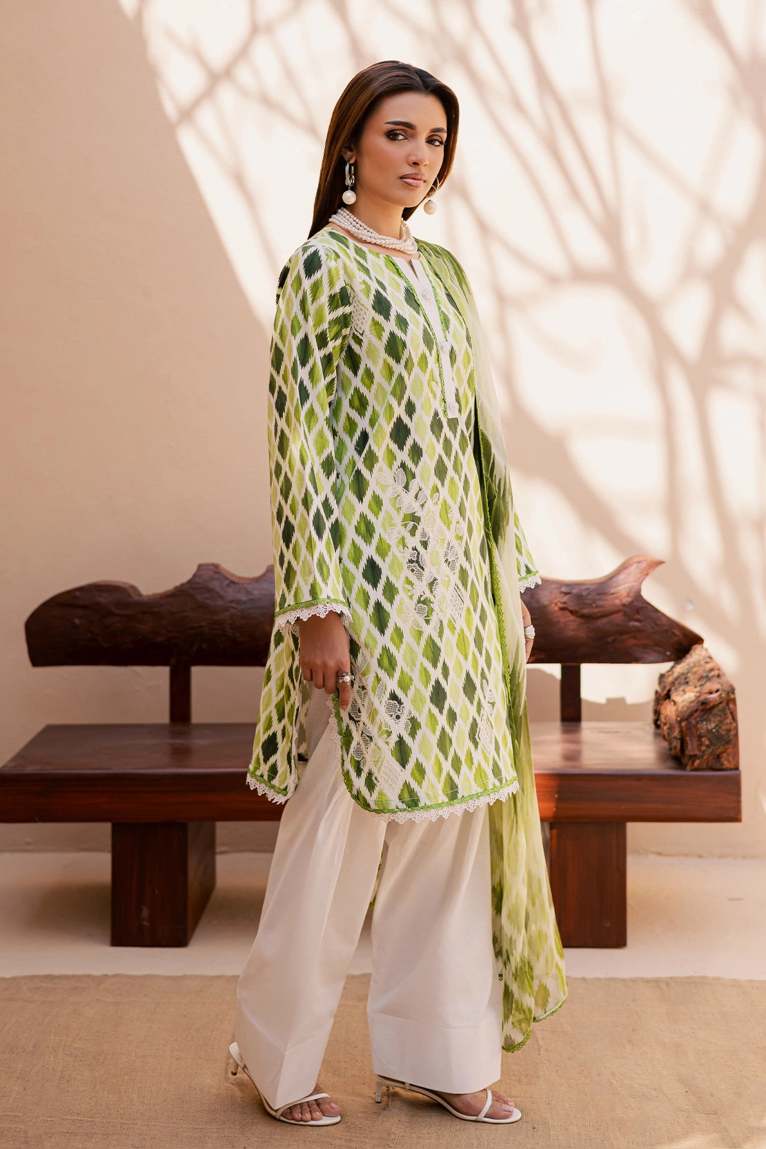 3 Piece - Premium Embroidered Lawn - 3737