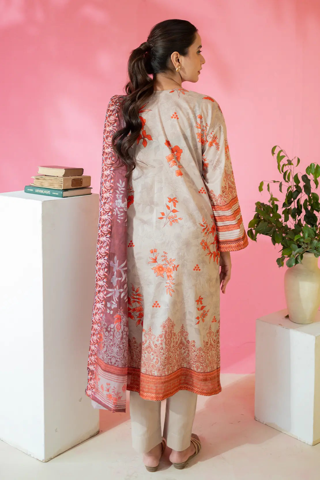 3 Piece - Embroidered Lawn - 8687