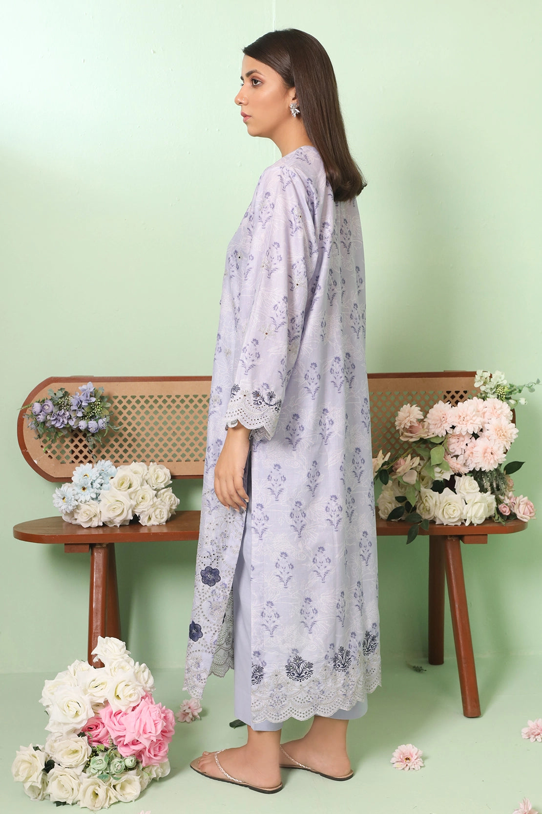 2 PIECE - PREMIUM EMBROIDERED LAWN - 8705