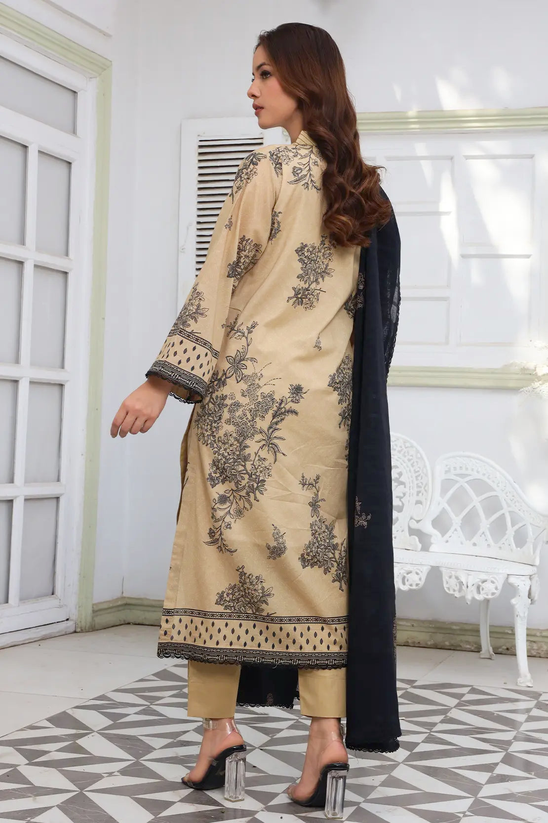 3 Piece - Digitally Printed Lawn - 9082