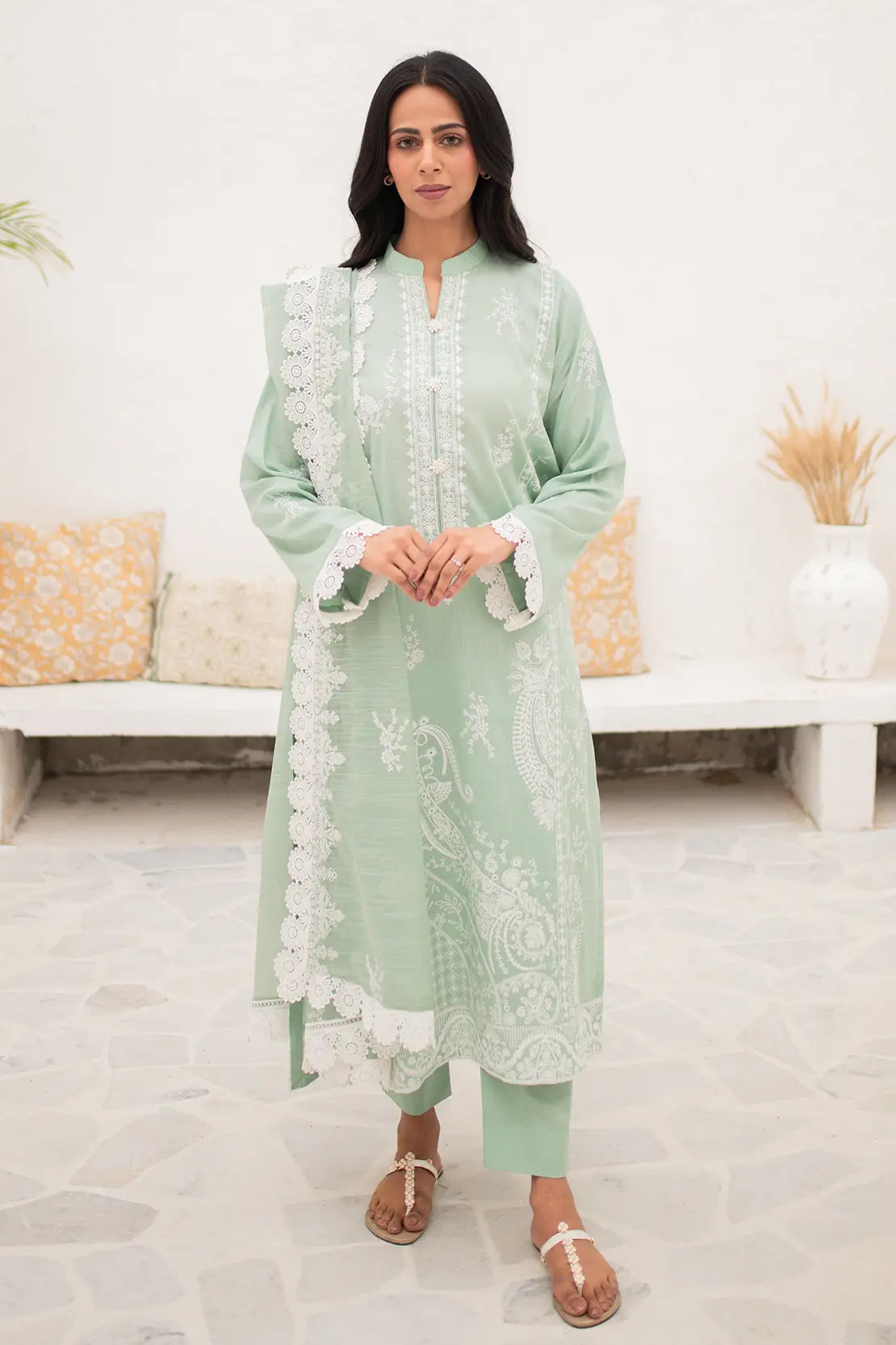 3 Piece - Embroidered Lawn - 8163