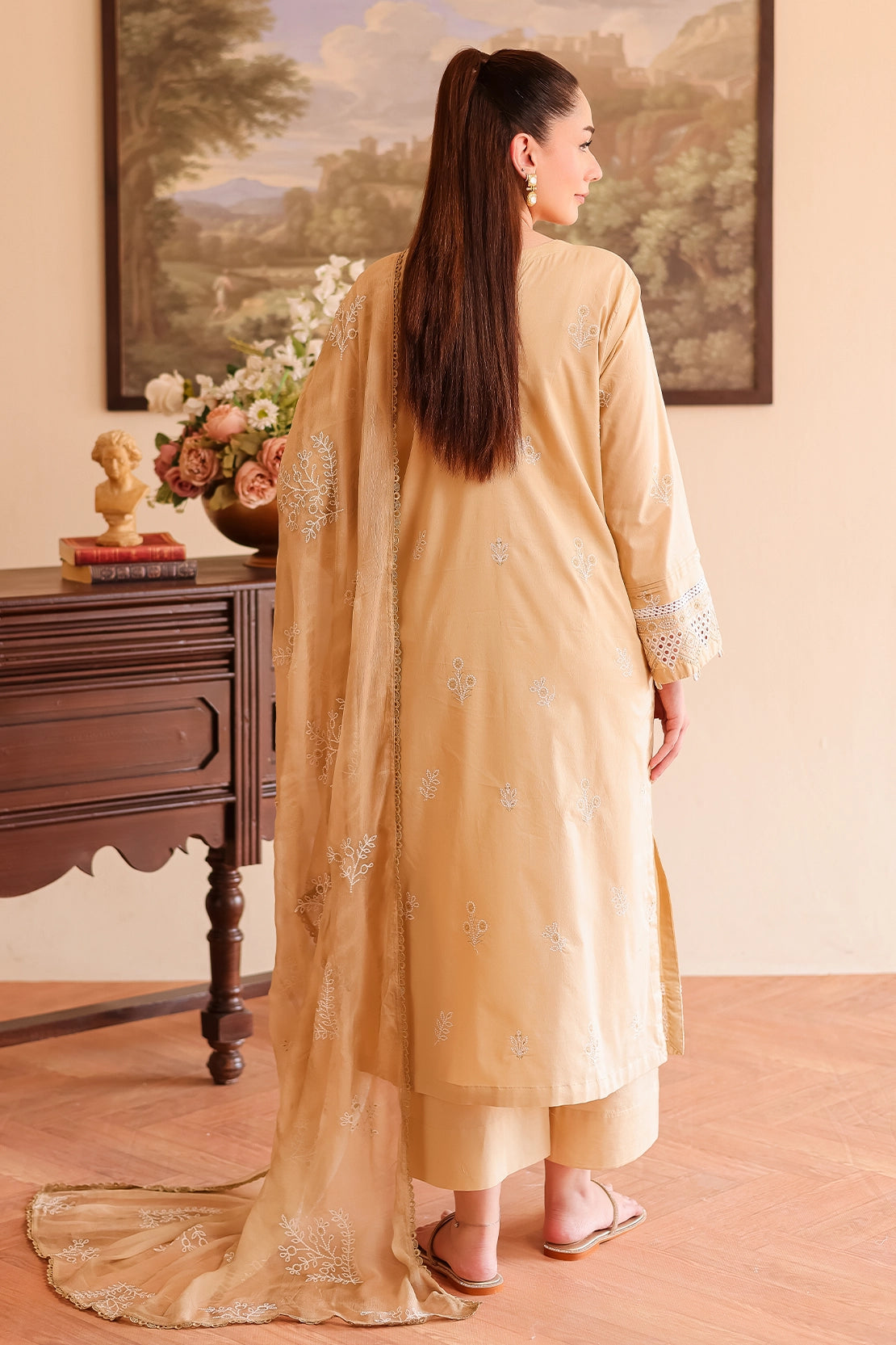 3 Piece - Premium Embroidered Lawn - 504
