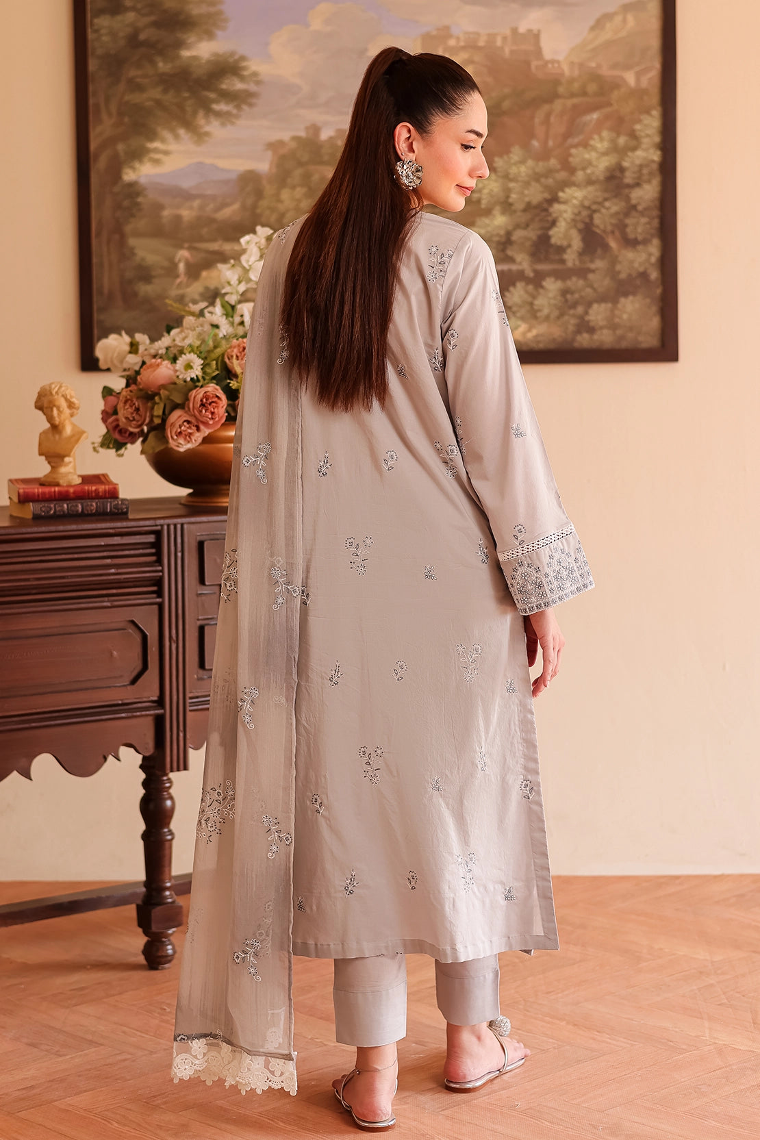3 Piece - Premium Embroidered Lawn - 505