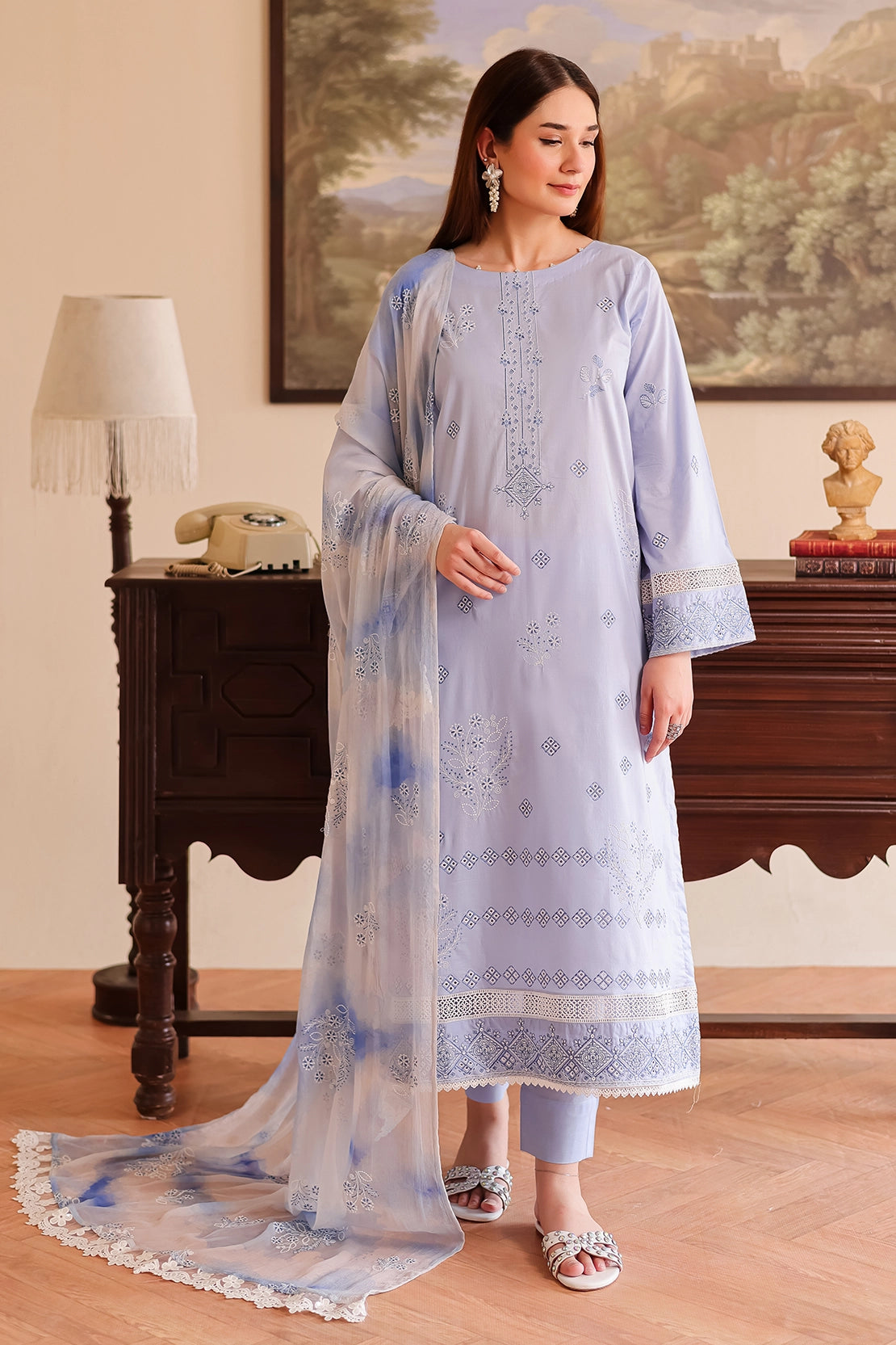3 Piece - Premium Embroidered Lawn - 507