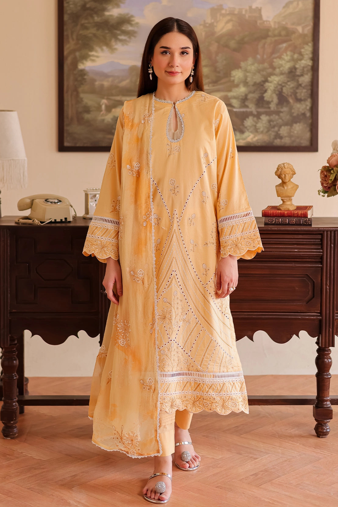 3 Piece - Premium Embroidered Lawn - 509