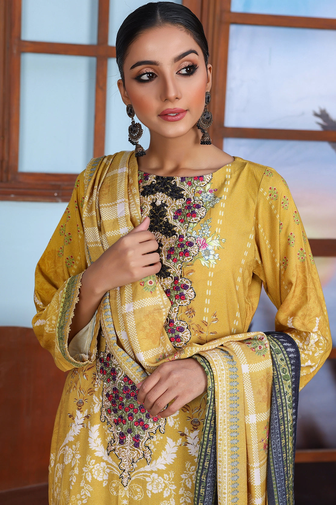 3 PIECE - EMBROIDERED PEACH - 1156