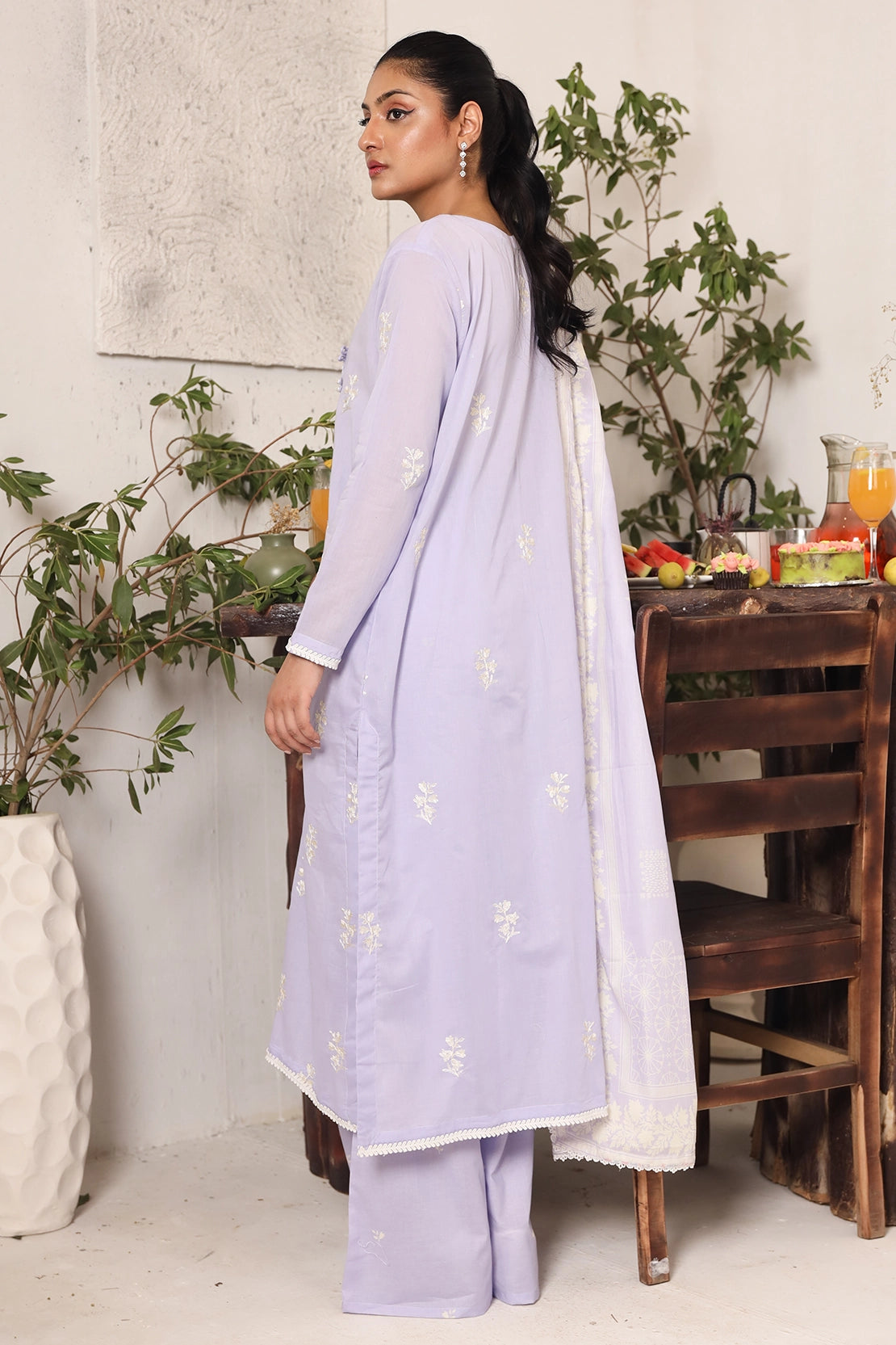 3 PIECE - PREMIUM EMBROIDERED LAWN - 8716