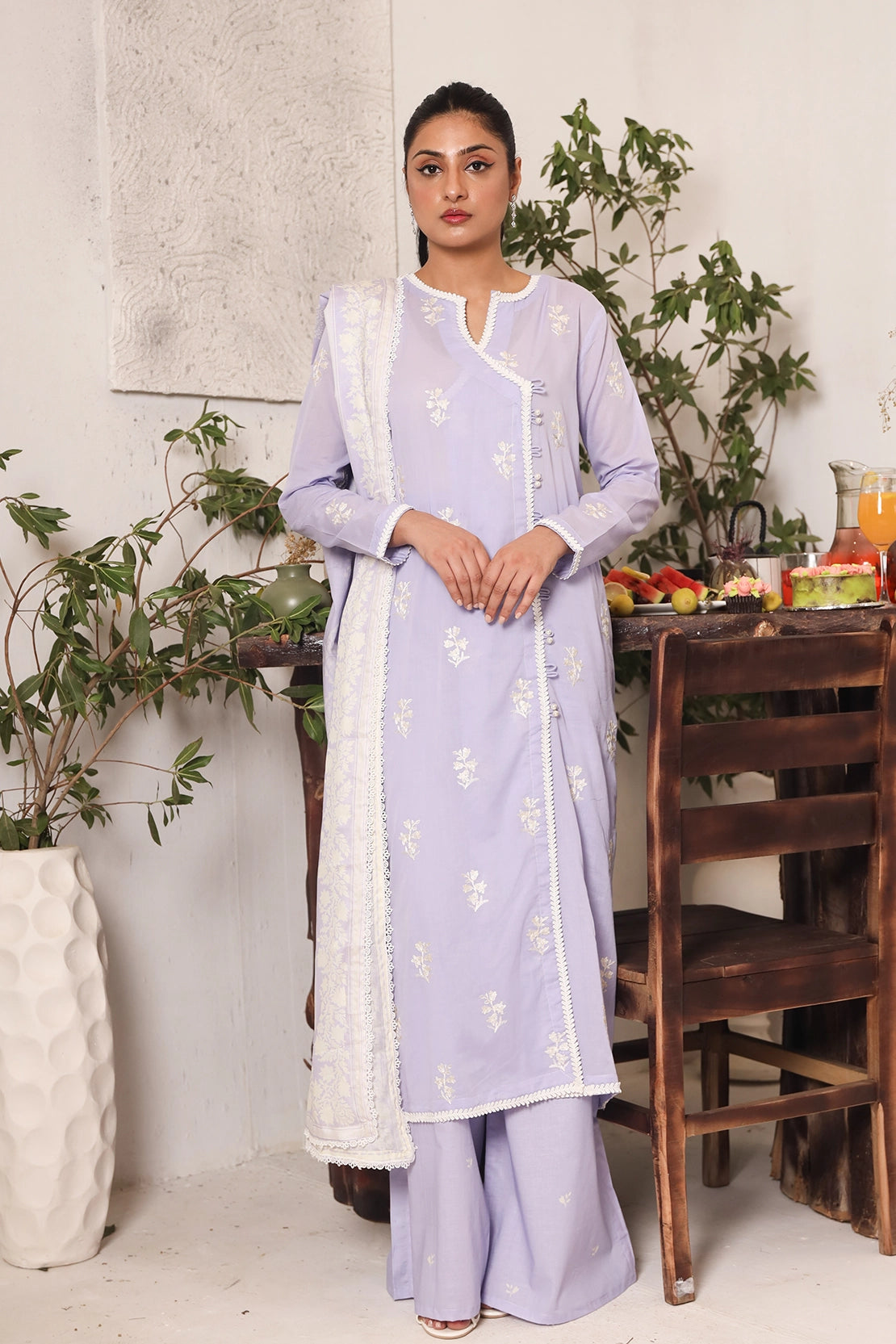 3 PIECE - PREMIUM EMBROIDERED LAWN - 8716