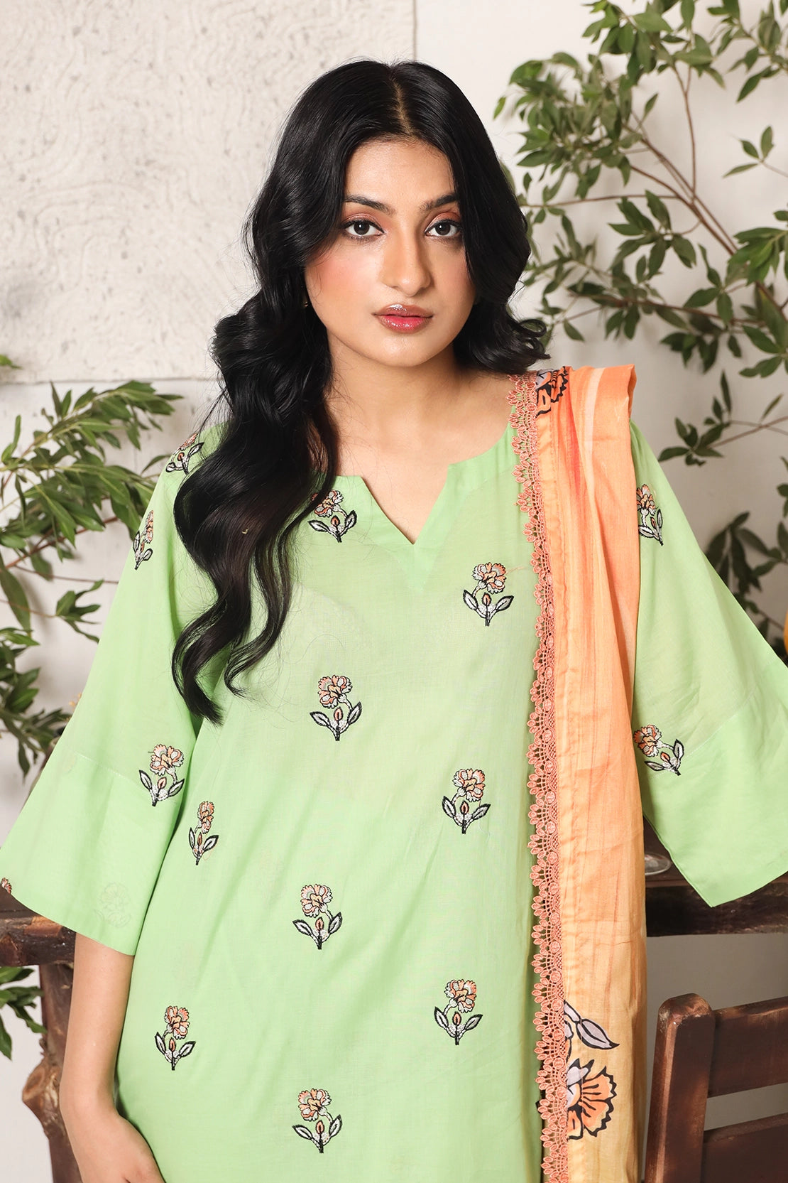 3 PIECE - PREMIUM EMBROIDERED LAWN - 8718