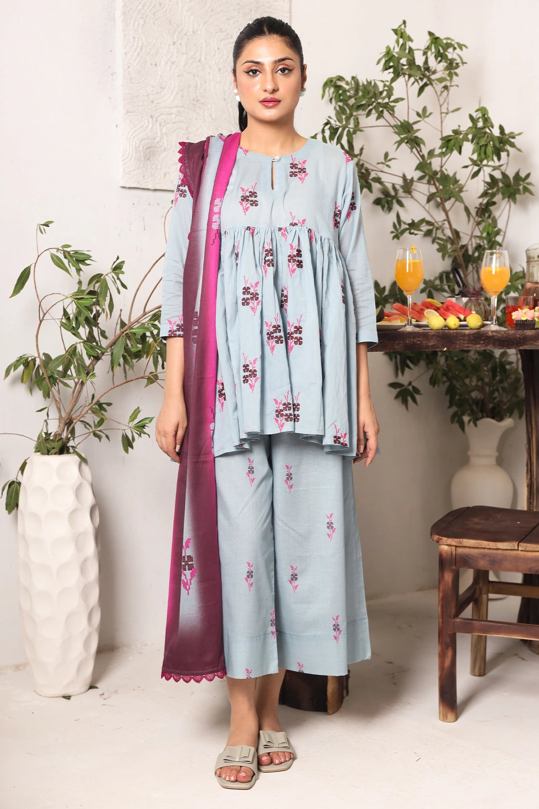 3 PIECE - PREMIUM EMBROIDERED LAWN - 8719