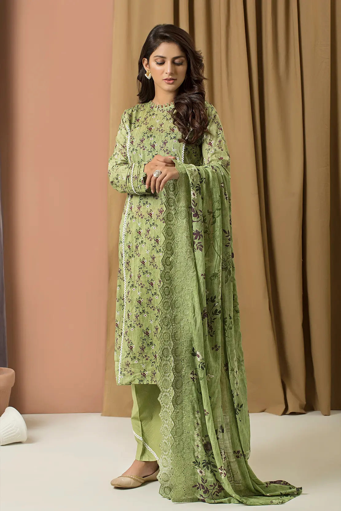 3 Piece - Printed Lawn with Embroidered Dupatta - 7682