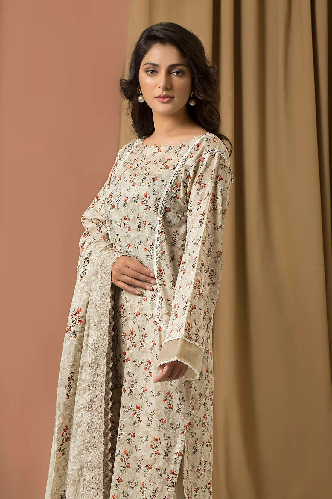 3 Piece - Printed Lawn with Embroidered Dupatta - 7683