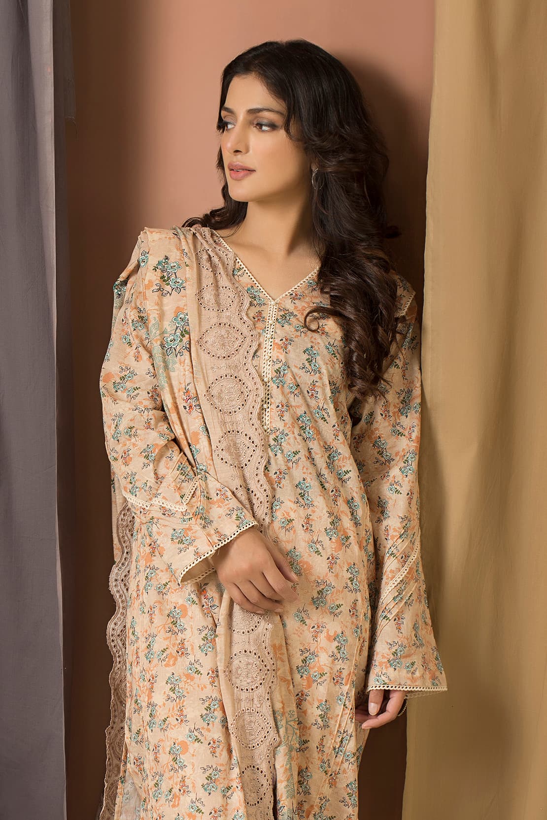 3 Piece - Printed Lawn with Embroidered Dupatta - 7684