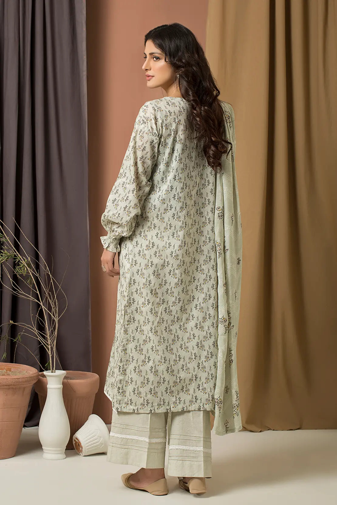 3 Piece - Printed Lawn with Embroidered Dupatta - 7685