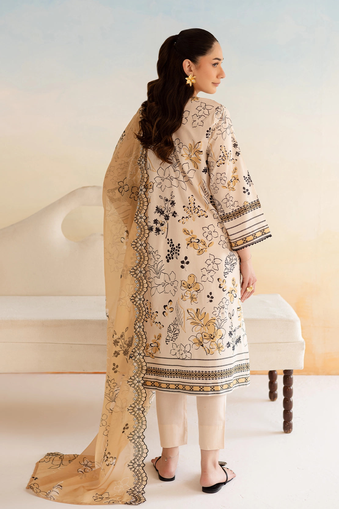 3 Piece- Premium Digitally Printed Lawn - 9161