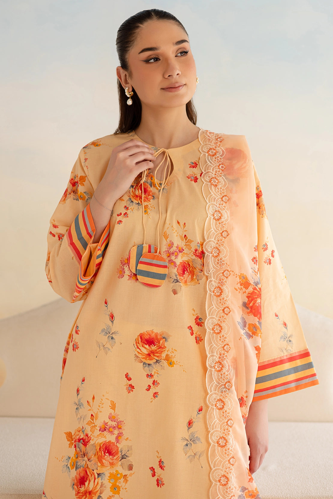 3 Piece- Premium Digitally Printed Lawn - 9162