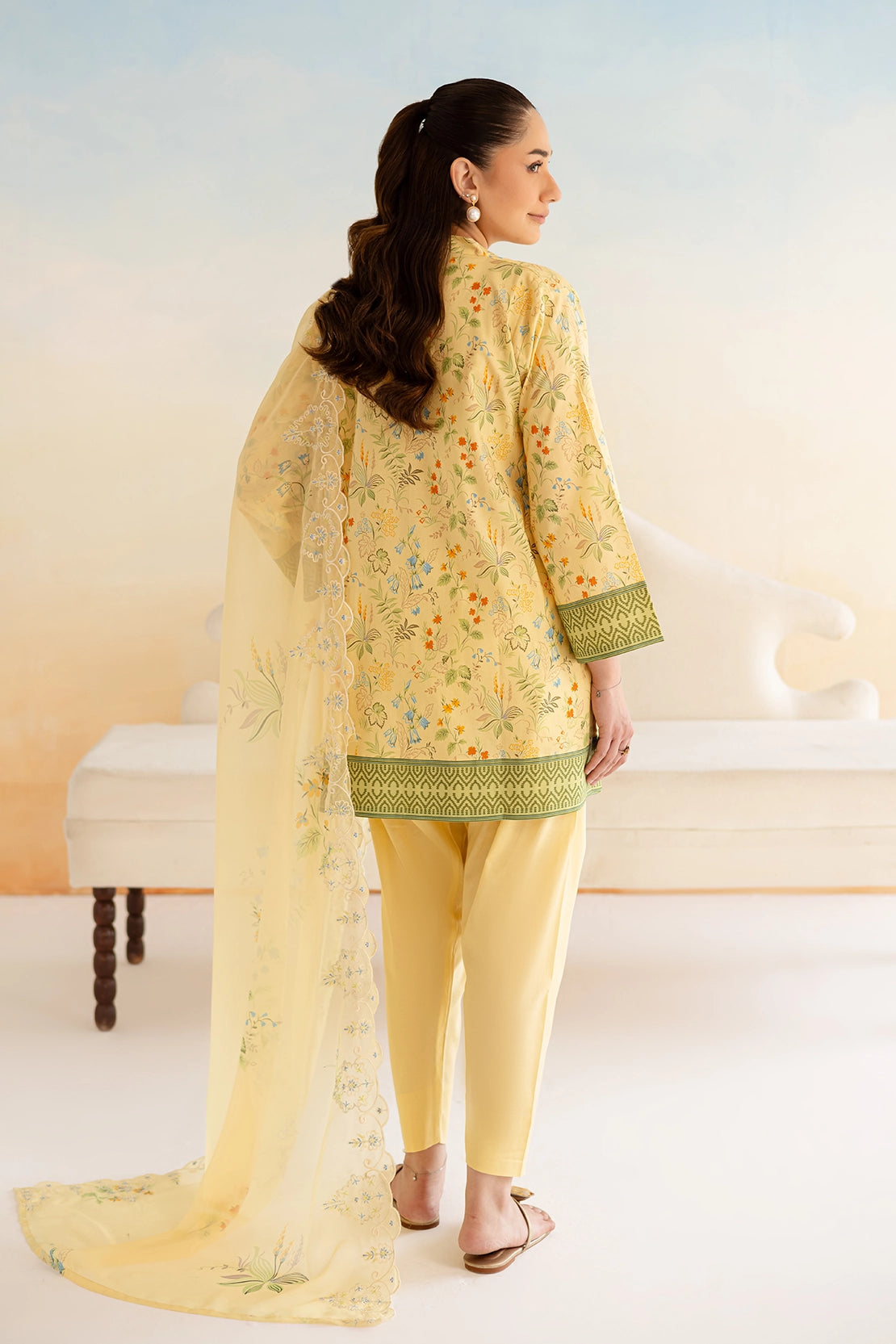 3 Piece - Premium Digitally Printed Lawn - 9168