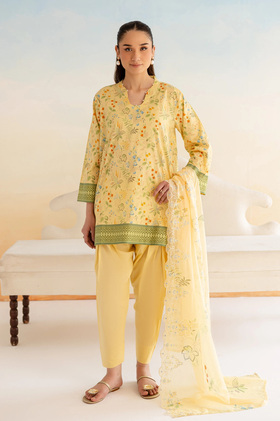 3 Piece - Premium Digitally Printed Lawn - 9168